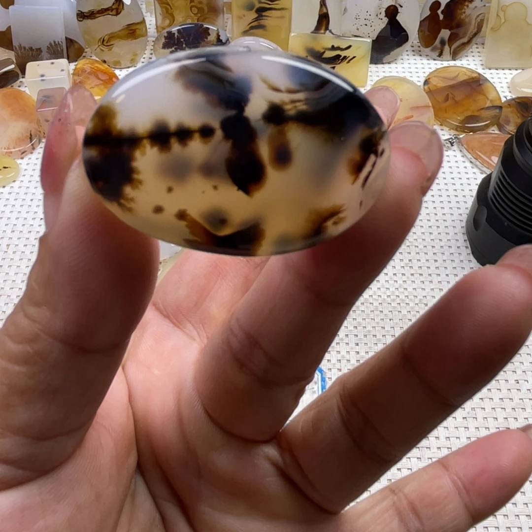 玛瑙/玉髓未镶嵌颈饰