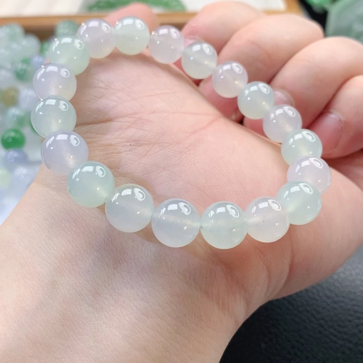 翡翠手链未镶嵌闲*?翡翠