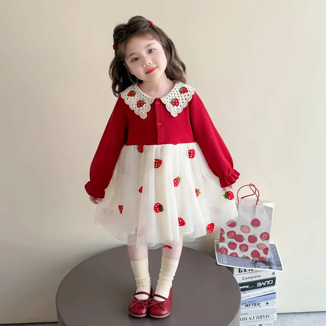 女童草莓连衣裙洋气春秋款小女孩公主裙子甜美女宝宝秋装纱裙时髦