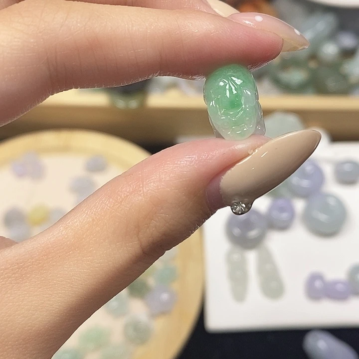 翡翠散珠天然缅甸翡翠