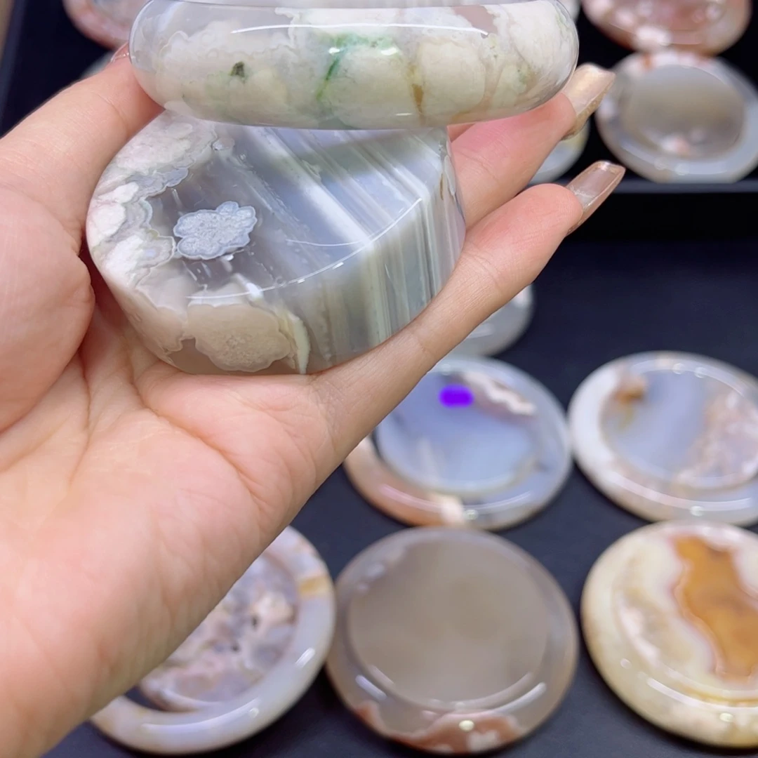 手镯玛瑙/玉髓未镶嵌58