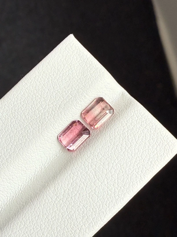 1.19ct天然西瓜碧玺裸石，尺寸5.6*4.3*2.6mm，颜色美艳 ，晶体通透