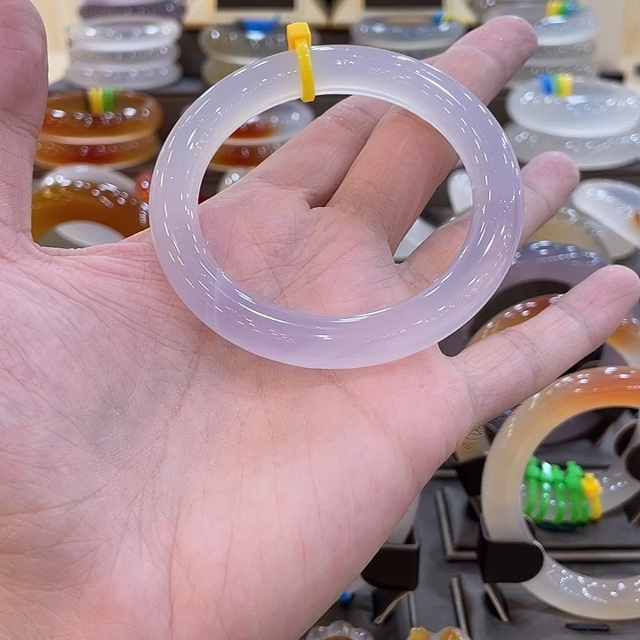 手镯玛瑙/玉髓未镶嵌