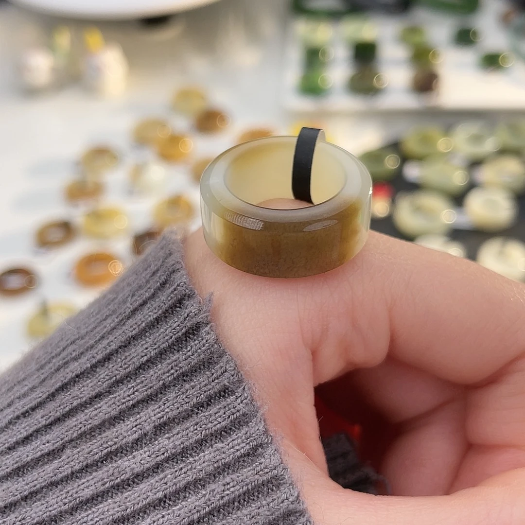 和田玉未镶嵌戒指k72 糖白圆切16.1mm