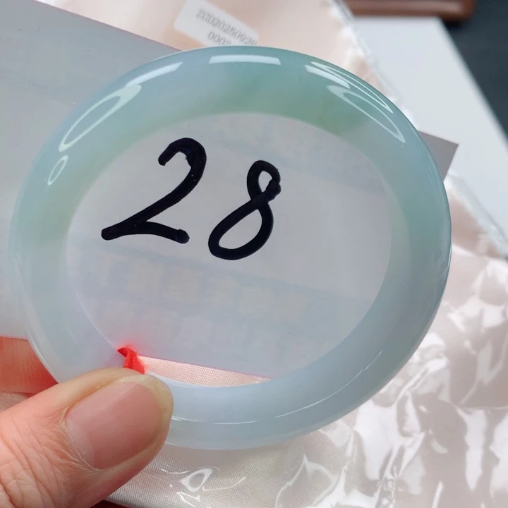 未镶嵌手镯翡翠正