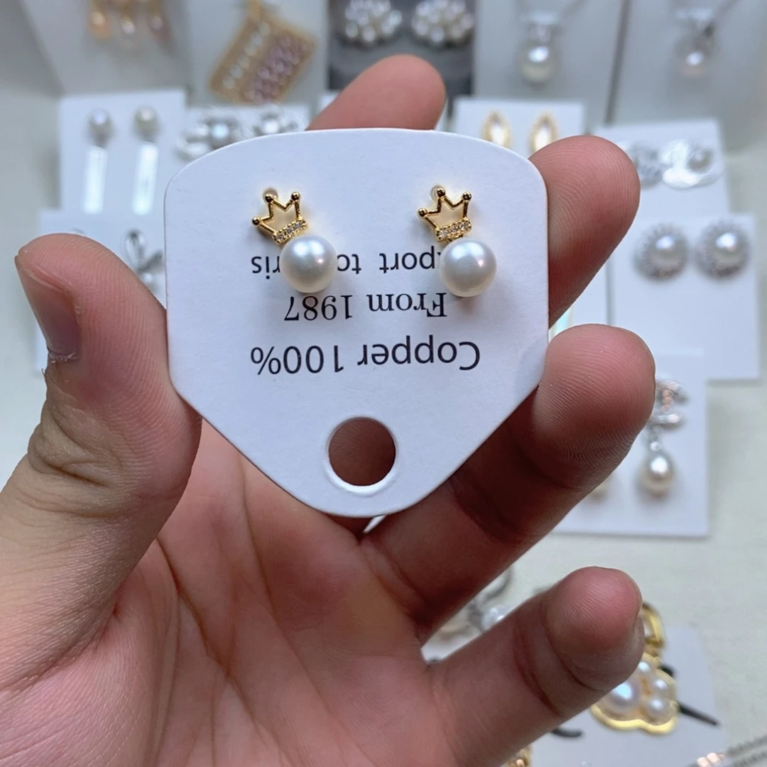 淡水珍珠耳饰未镶嵌