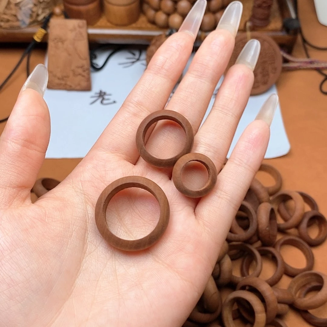 檀香木手串/手链戒指三件套（瑕疵）