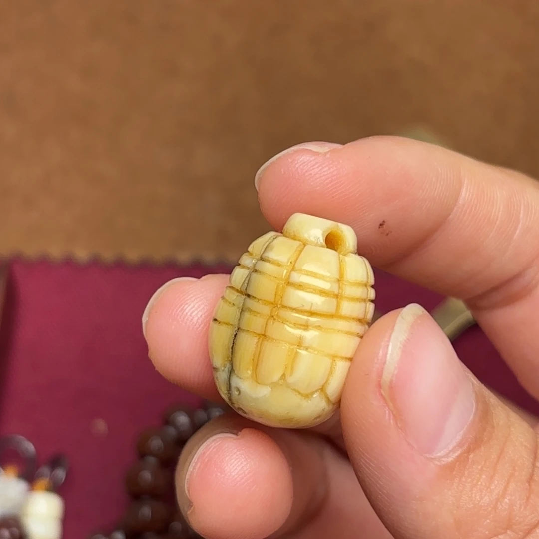 玻璃颈饰藏传小配饰