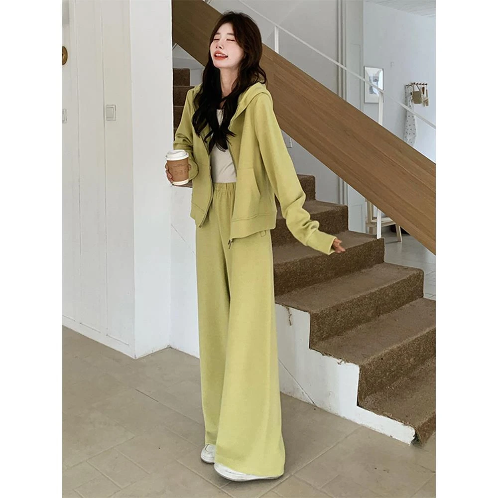 休闲慵懒风穿搭黄色卫衣套装女春季2025新款连帽上衣阔腿裤两件套