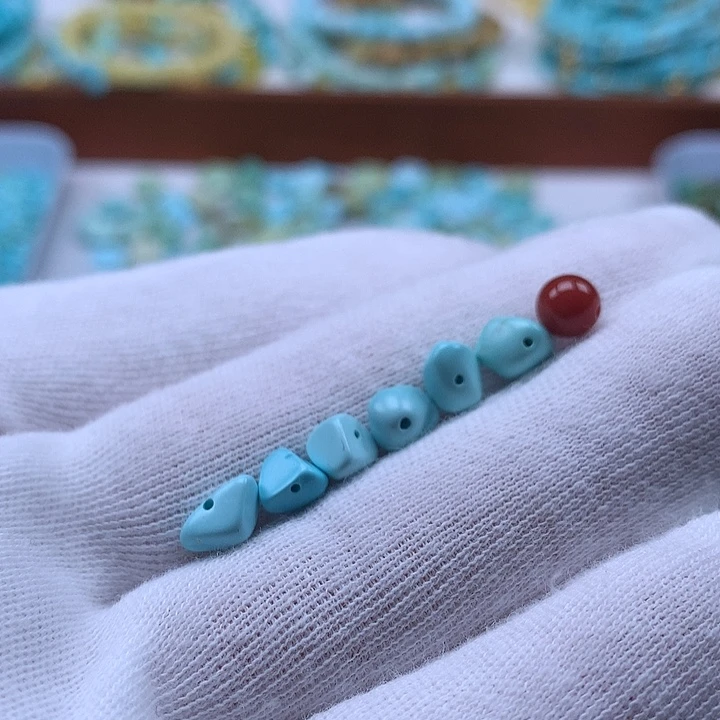 南红玛瑙未镶嵌珠宝奇石