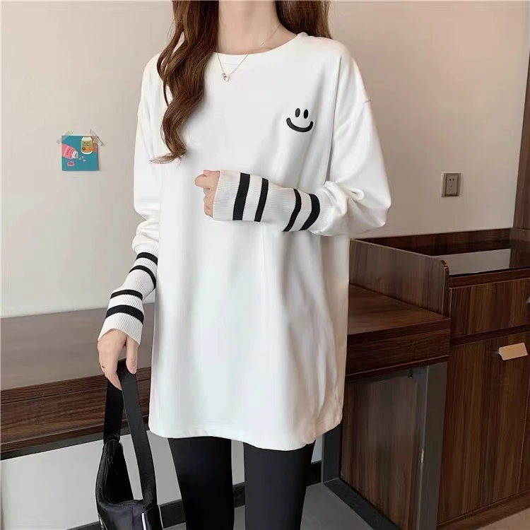 【婷婷专属】新款 拼接袖笑脸 打底 设计感打底衫 宽松圆领20118