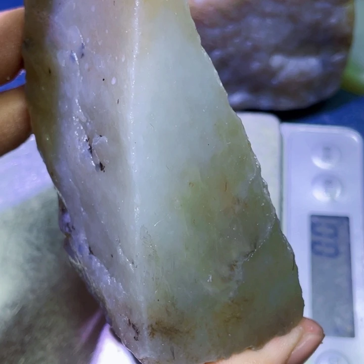 和田玉（糖玉）未镶嵌珠宝半成品