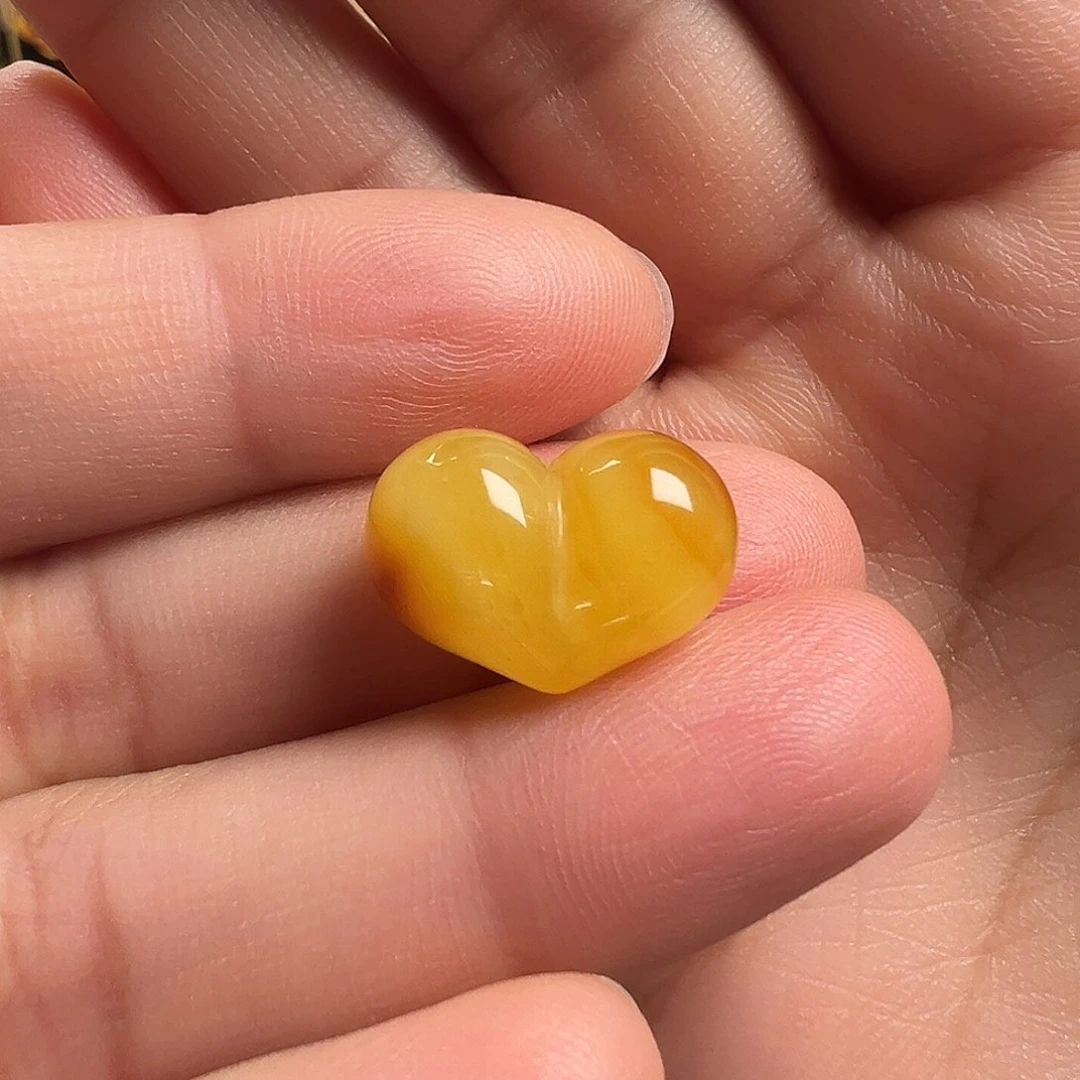 蜜蜡颈饰未镶嵌屁桃（打孔不退换）