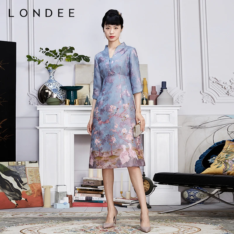 Londee/龙笛优雅气质收腰中长裙新中式改良显瘦连衣裙  3S21689