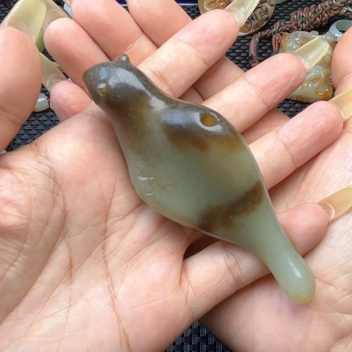 和田玉未镶嵌挂件