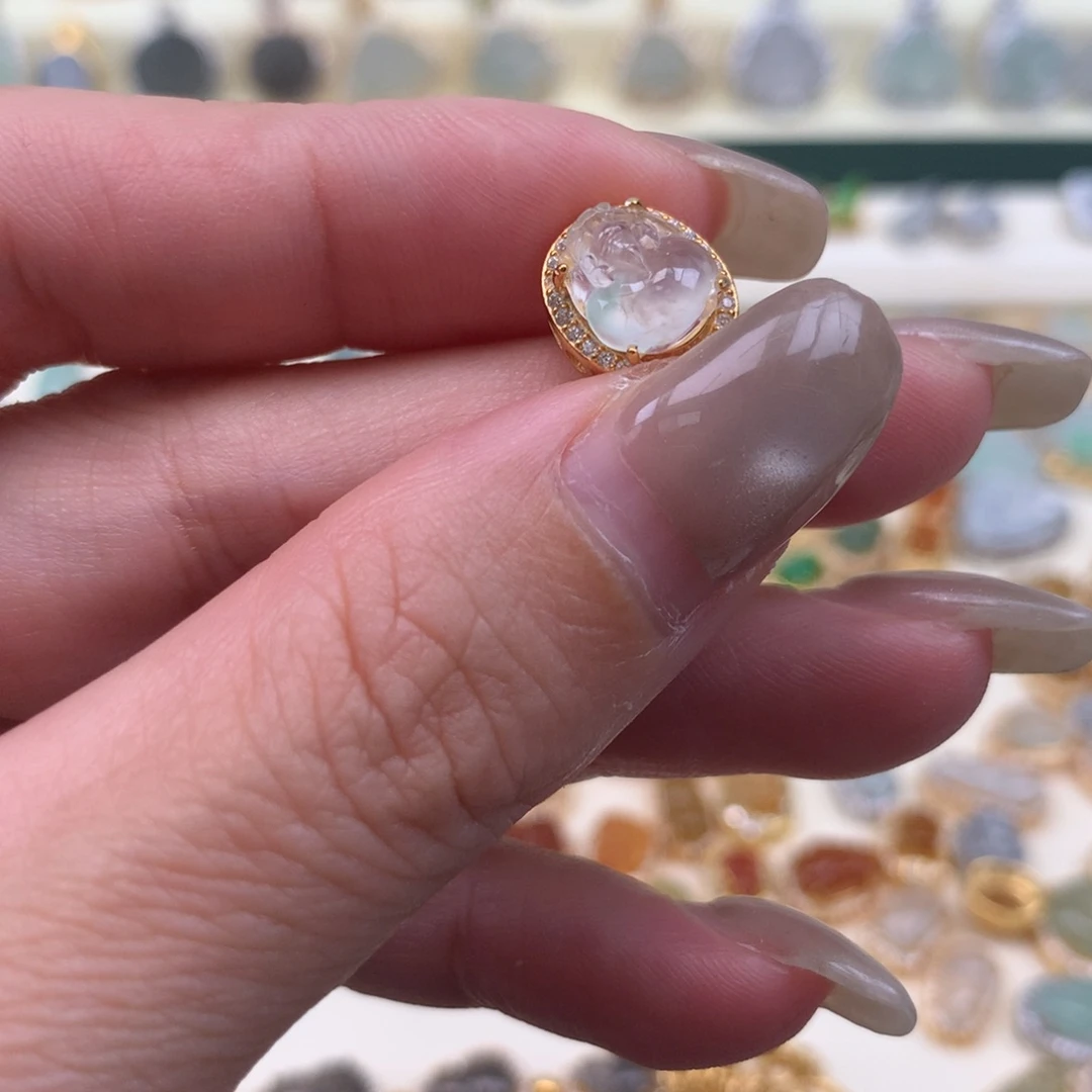 紫***梦翡翠银S925镶嵌颈饰貔貅