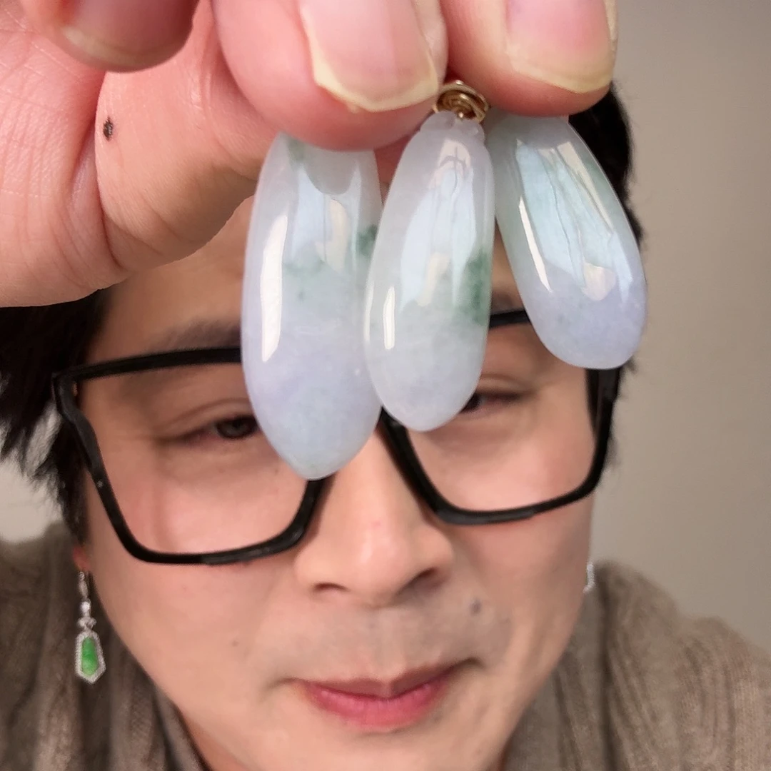 翡翠未镶嵌颈饰多样性一个