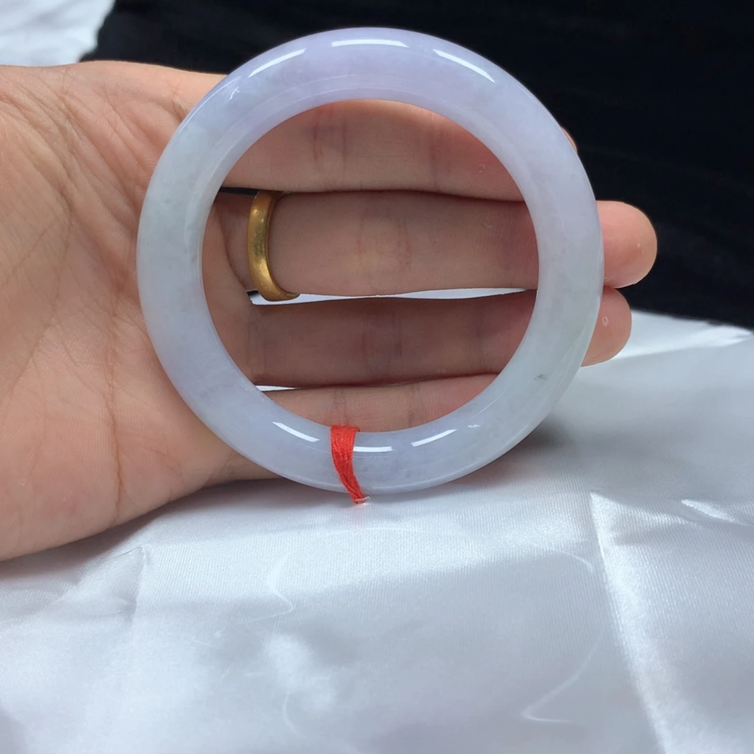 翡翠未镶嵌手镯（圆镯）54.2