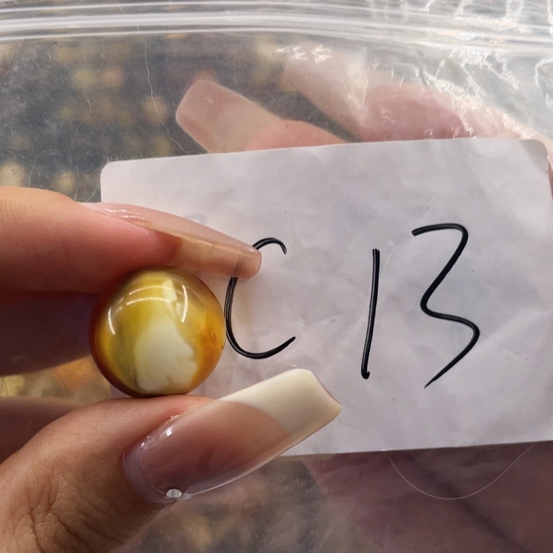 琥珀未镶嵌裸石19.6福利