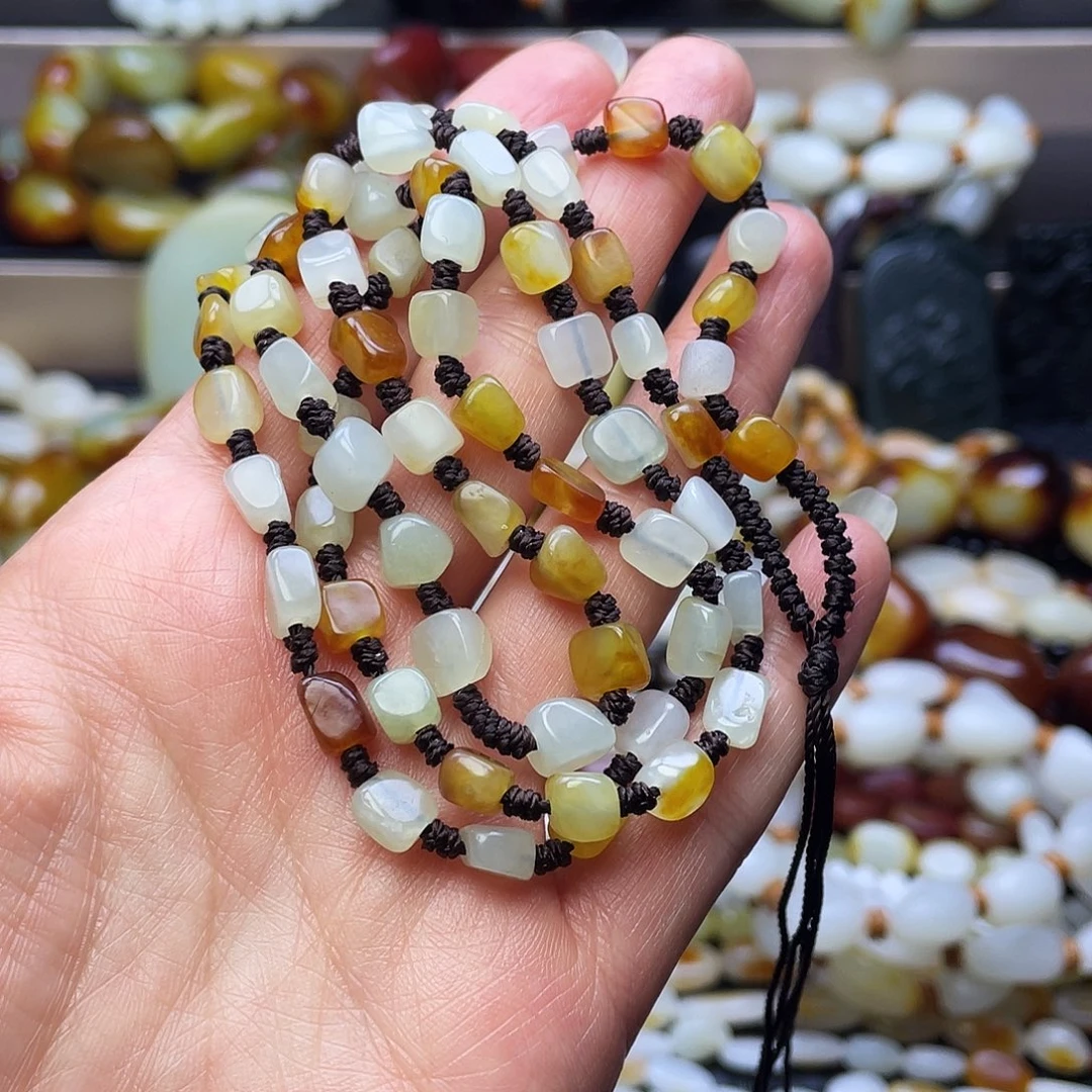 和田玉未镶嵌项链