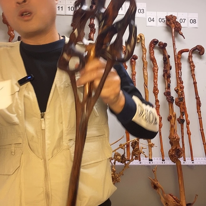 平***者大叶紫檀（黑酸枝木类）