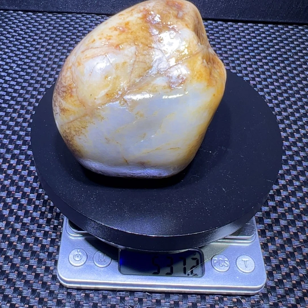 吊坠(不含链)未镶嵌和田玉（子料）536