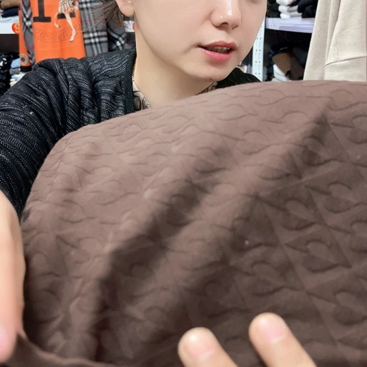 咖啡色桃心奥绒两米159