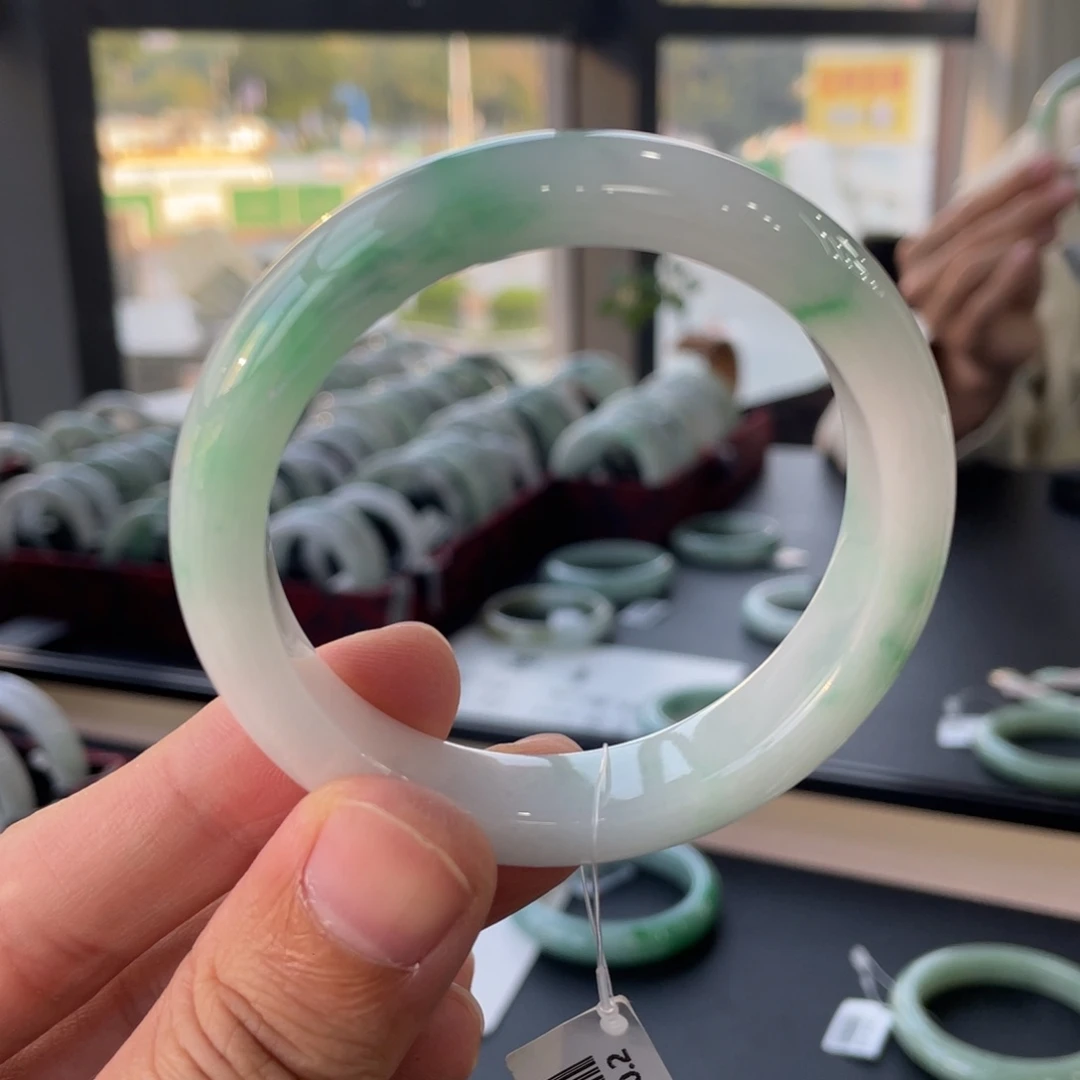 翡翠未镶嵌手镯7号链接54.7