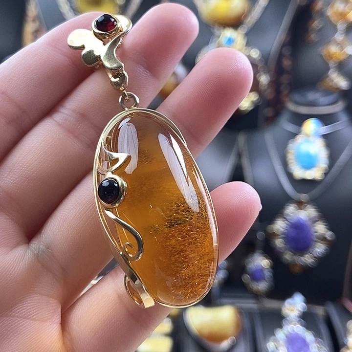 琥珀银S925镶嵌颈饰吊坠