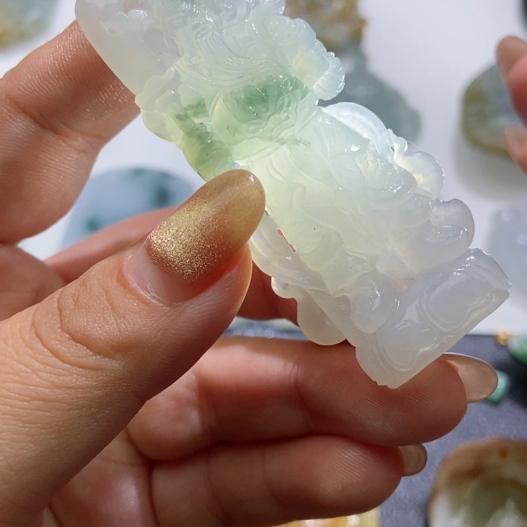 定制翡翠未镶嵌小*鲤毛货