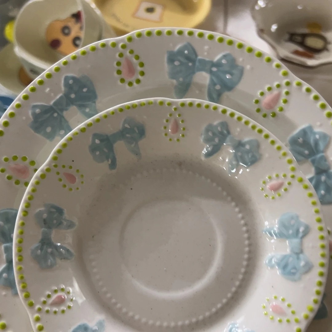 搪瓷瑕疵蝴蝶结盘一大一小