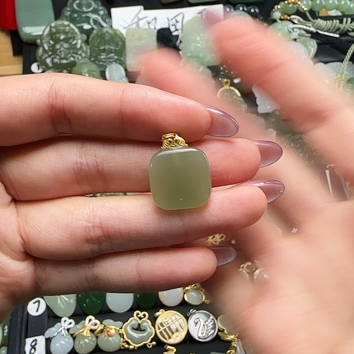 颈饰银S925镶嵌和田玉