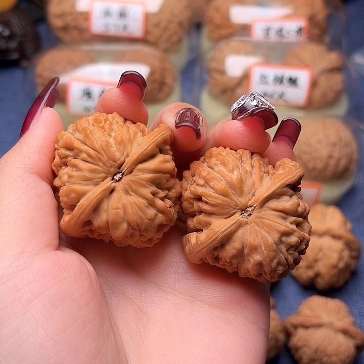 核桃꧁****꧂文文玩文玩文玩17