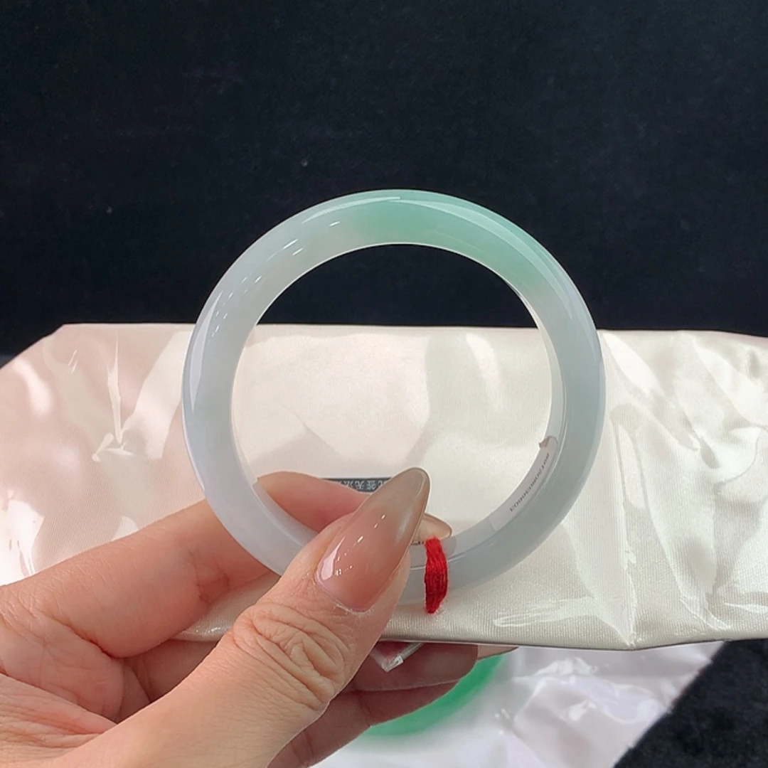 【闪购商品】未镶嵌手镯翡翠正57.7