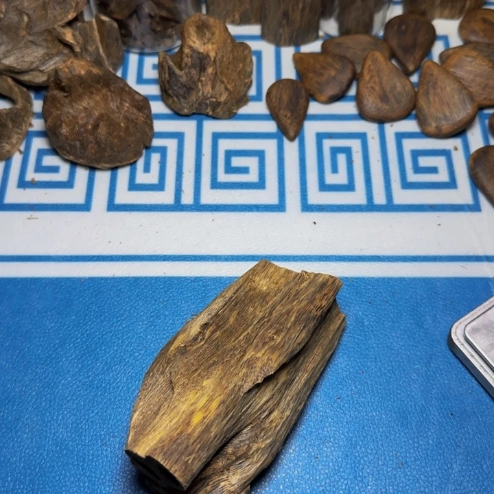 木手工艺雕塑根雕木方板材67克