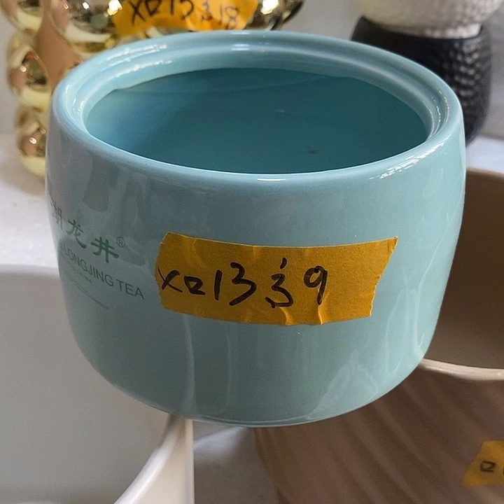 摆件陶盆有孔 瑕疵介意勿拍