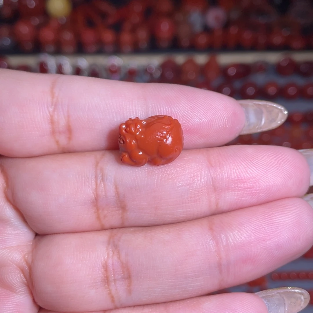 南红玛瑙未镶嵌貔貅