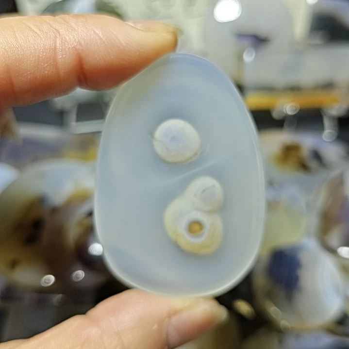 玛瑙/玉髓未镶嵌珠宝奇石