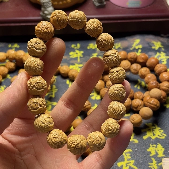 云蝉猴头，瑕疵醒狮