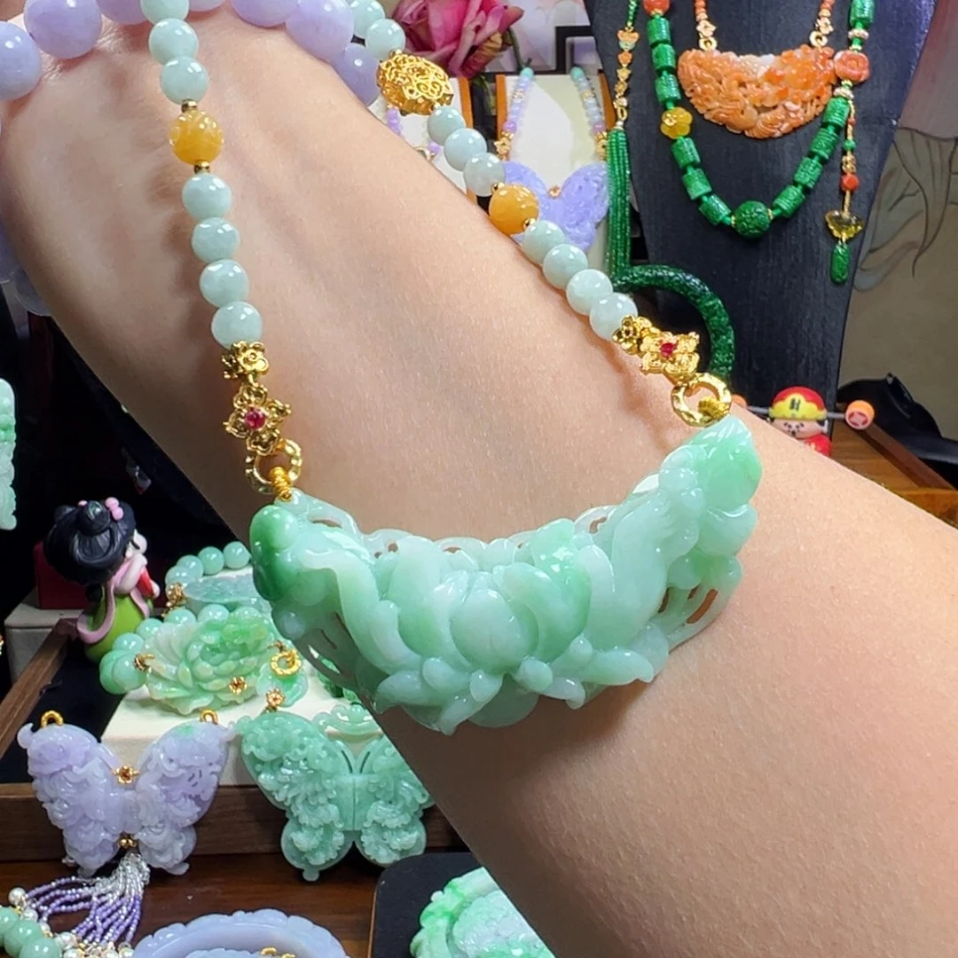 翡翠未镶嵌毛衣链冰绿花花