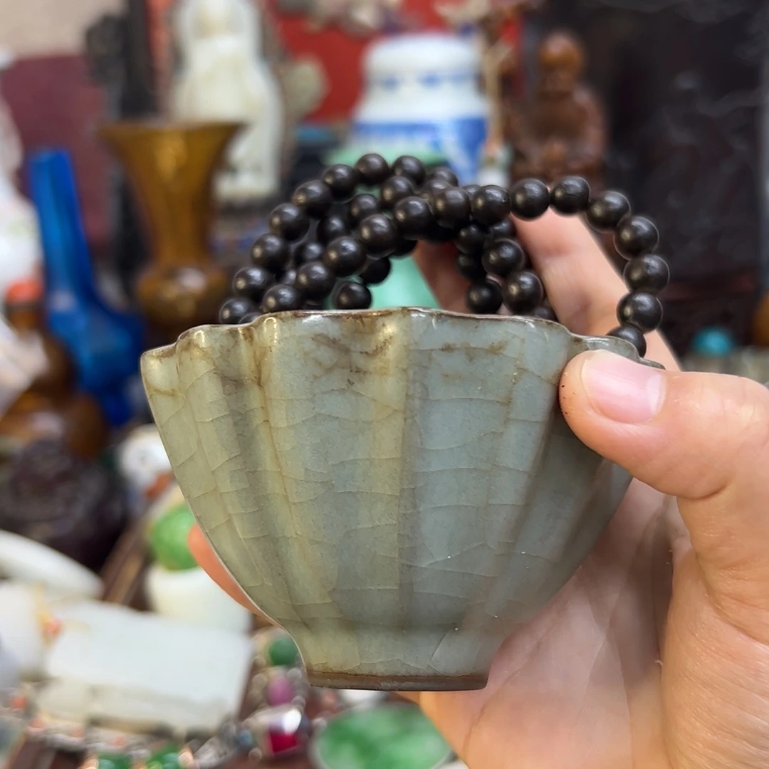 世***纪瓷杯：瓷杯、紫砂壶、