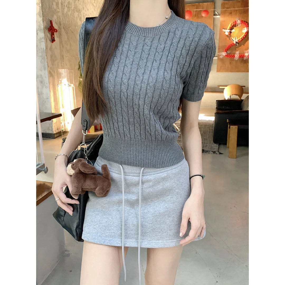 好物2025夏季韩版修身圆领减龄麻花老钱风6羊毛针织衫短袖上衣女