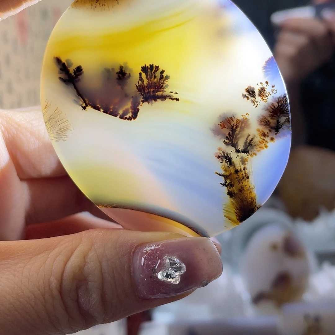 玛瑙/玉髓未镶嵌珠宝奇石