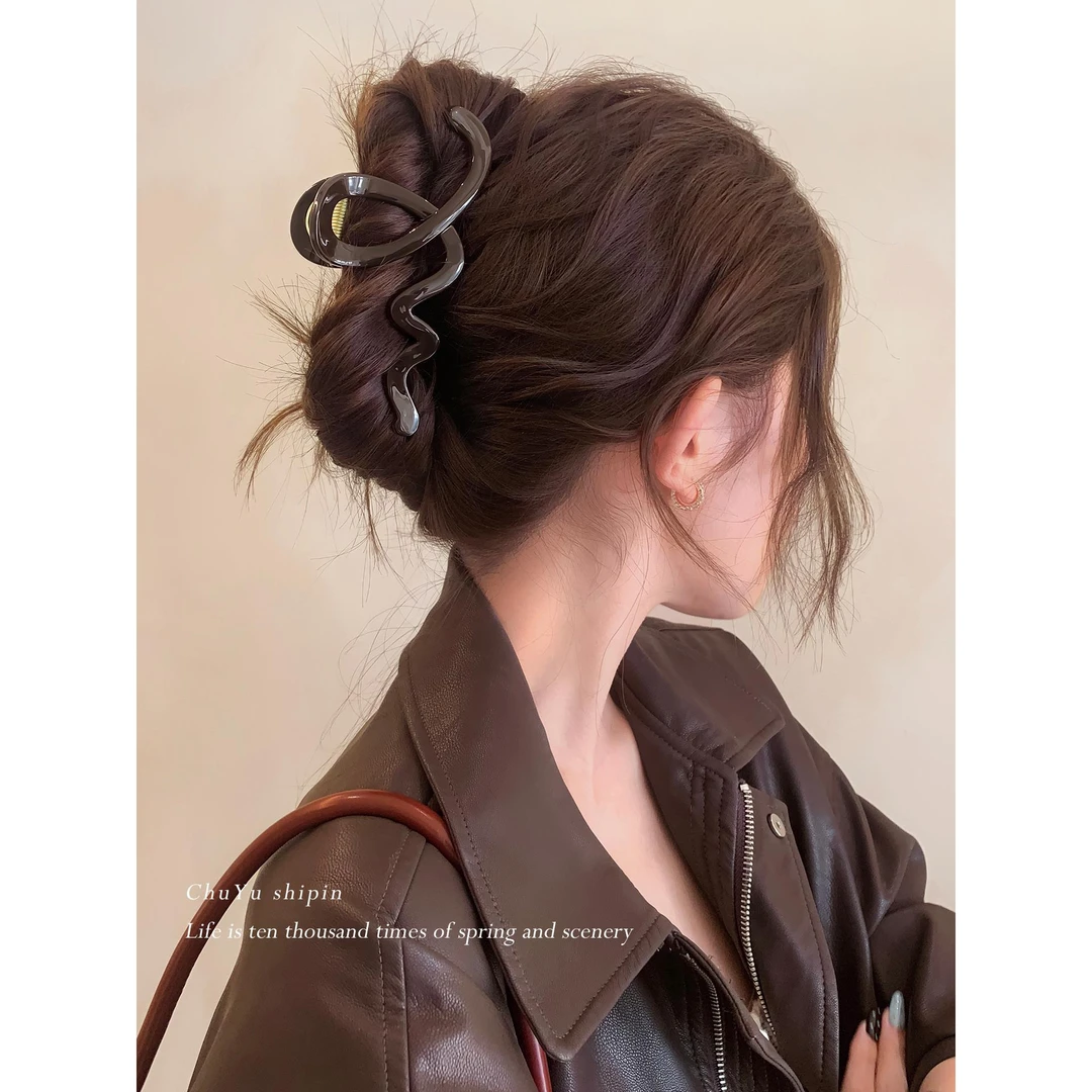 韩系波浪大号抓夹女秋冬2025新高级感后脑勺盘发发量多鲨鱼夹发夹