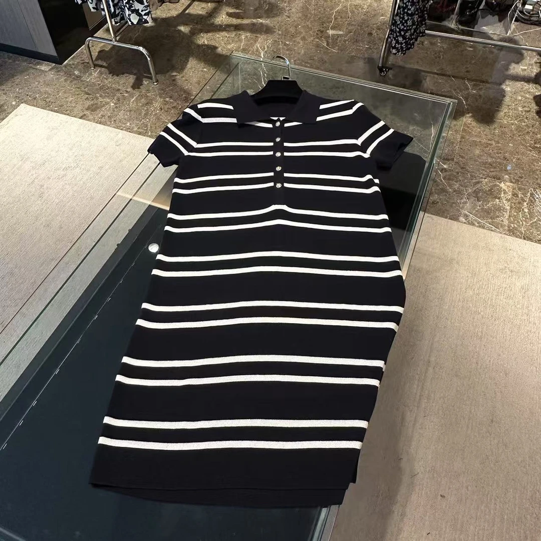 夏季新品百搭条纹针织连衣裙
