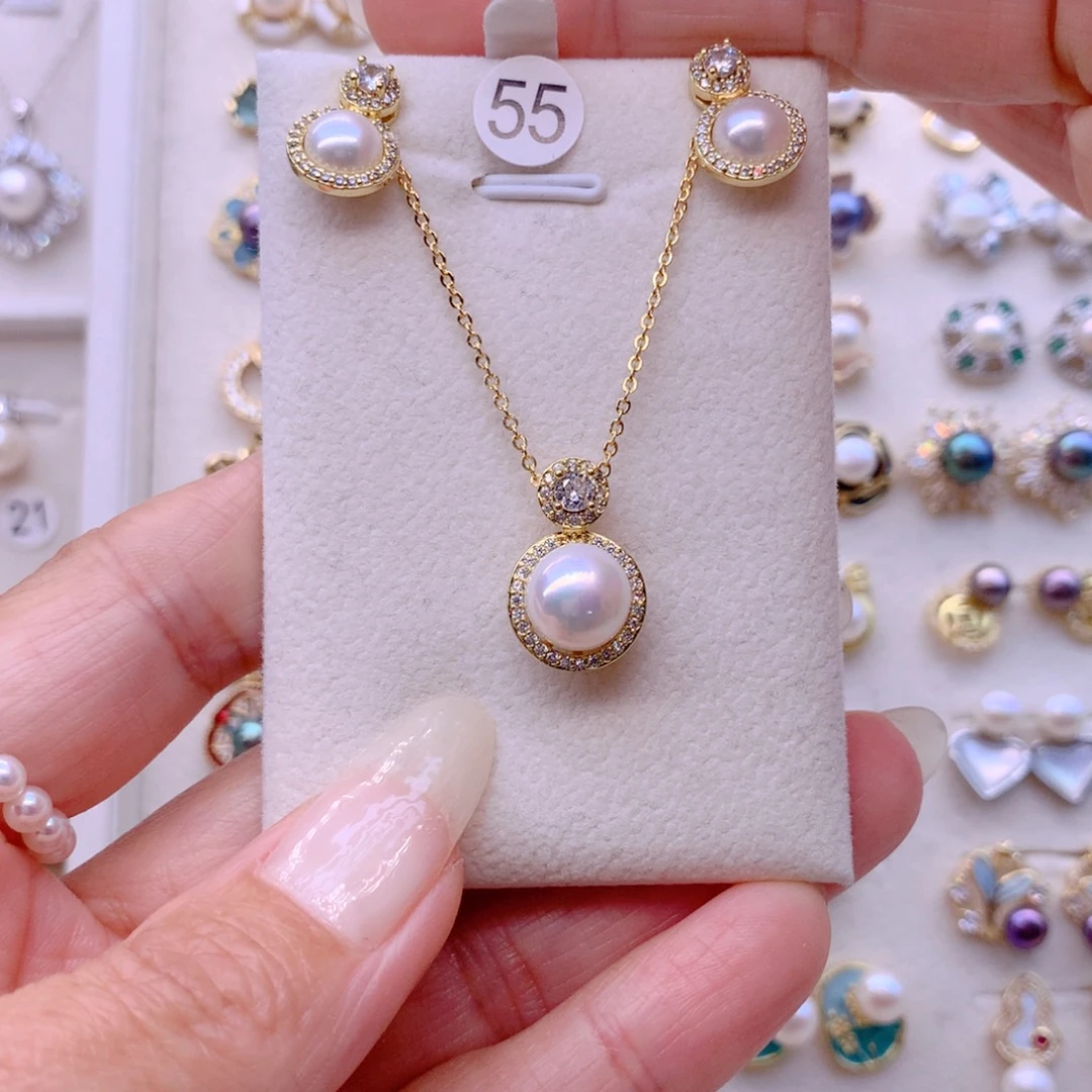 淡水珍珠合金耳饰