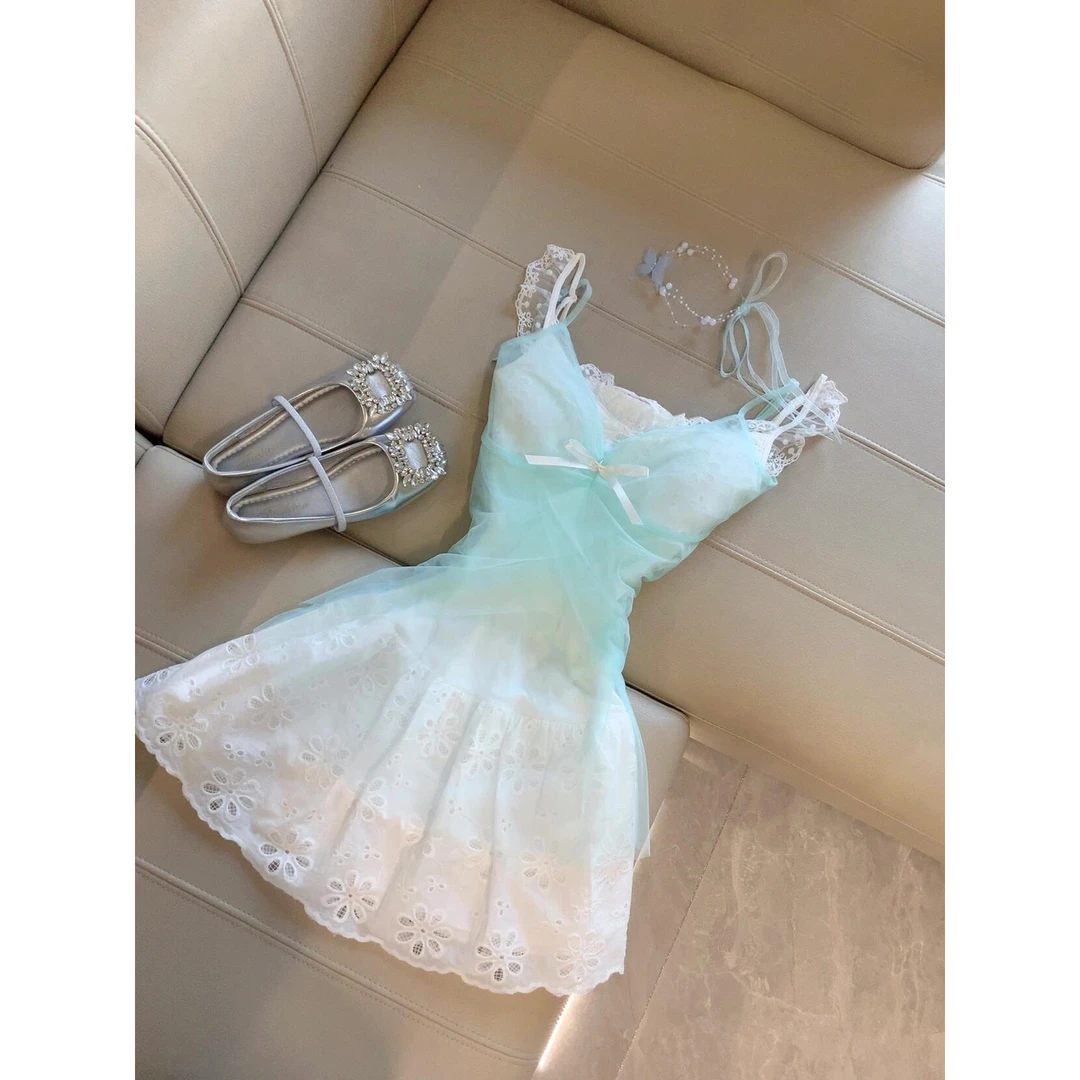 少女绿色两件套吊带裙子夏蕾丝纯欲风网纱微透沙滩度假甜美连衣裙