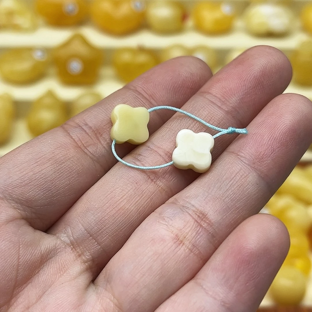 蜜蜡未镶嵌裸石天然