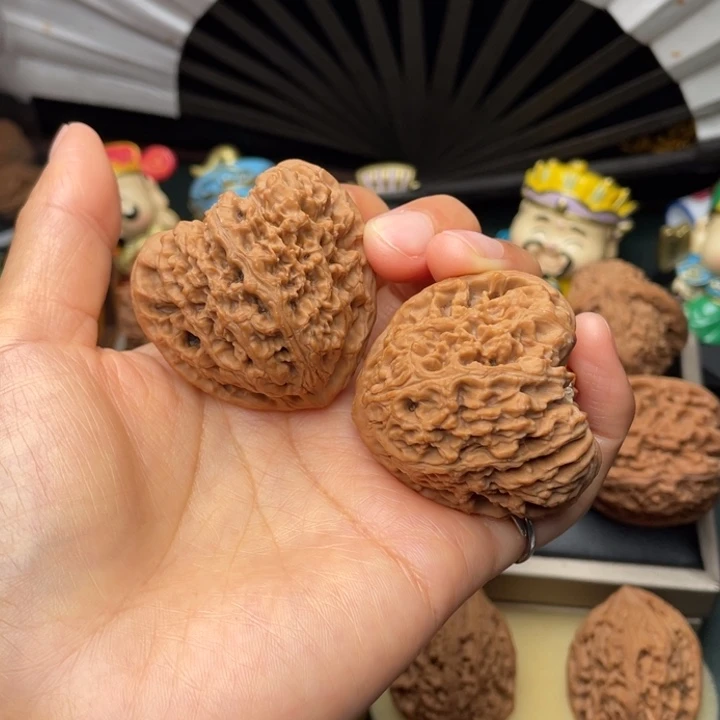 吊坠文玩核桃44尺卷边留疤天残天使