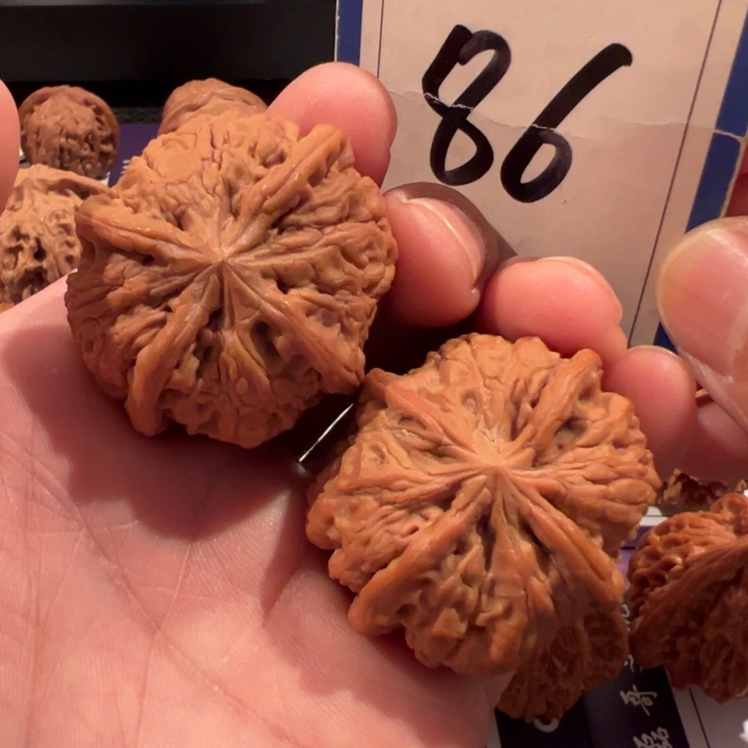 把件文玩核桃全品雨花石四棱40尺寸86号